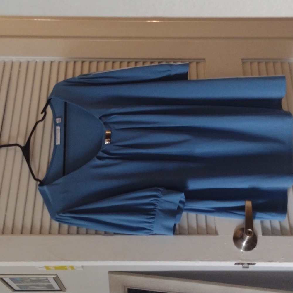 Women's Notations 2X top